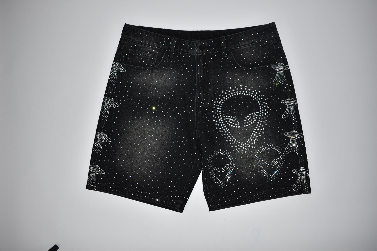 Rhinestones Aliens shorts ( Black) Pre-orden